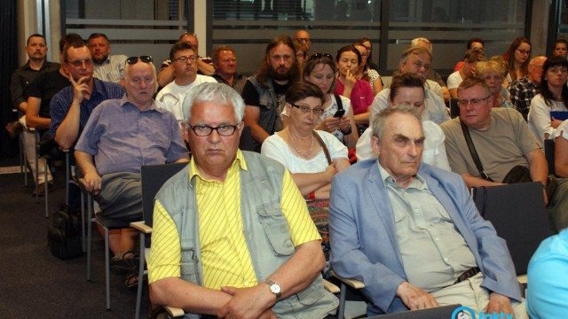 Za i przeciw spalarni śmieci w Oświęcimiu – FILMY