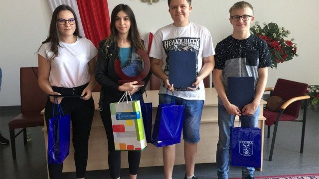Trofeum ponownie u uczniów w Bobrku