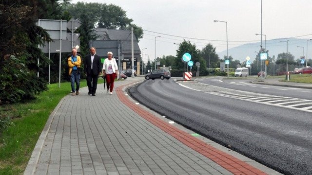 Chodnik przy ulicy Sienkiewicza już służy mieszkańcom