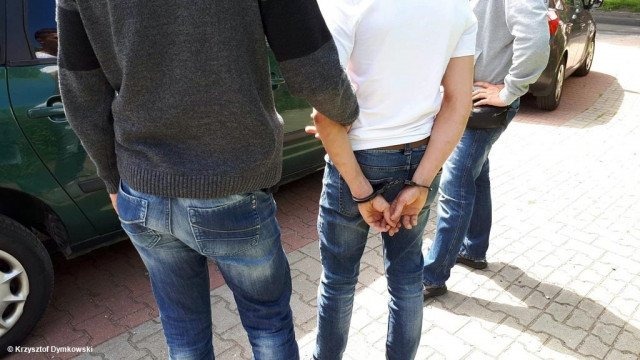 Umówił się na seks z 14-latką. Trafił do policyjnej celi