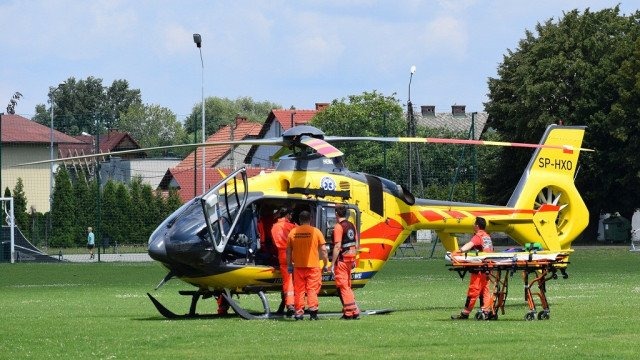 Wypadła z okna na trzecim piętrze
