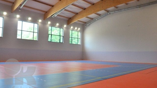 Sala gimnastyczna w Kętach-Podlesiu prawie skończona – FOTO
