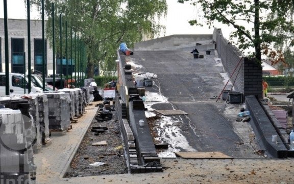 Prace przy przebudowie kortów na półmetku? – FOTO