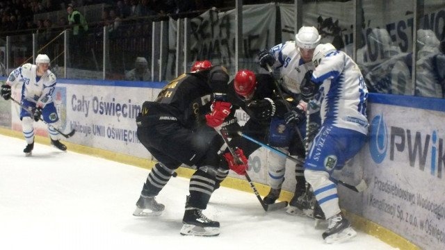 Unia wygrywała dwiema bramkami, ale ostatecznie przegrała