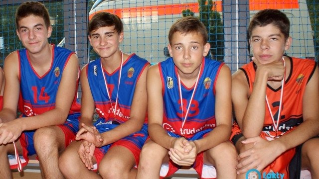 SMOK: Zagraj w drużynie koszykarskiej