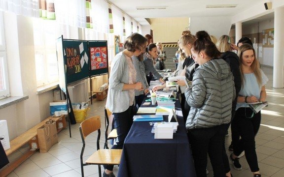 Szkolny Dzień Kariery z ZP nr 10 – FOTO