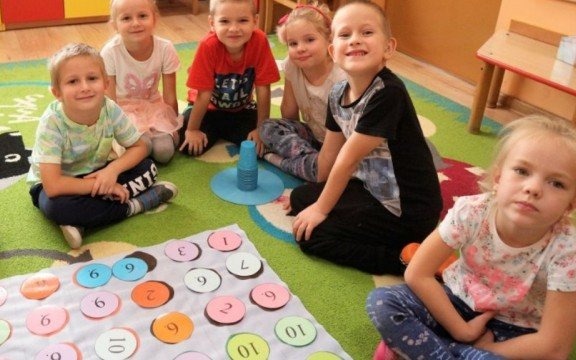 Europejski Tydzień Kodowania w przedszkolu w Brzezince – FOTO