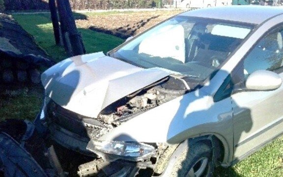 Zasnął za kierownicą – FOTO