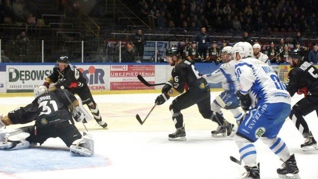 Unia wygrała na wyjeździe w Sosnowcu po dogrywce