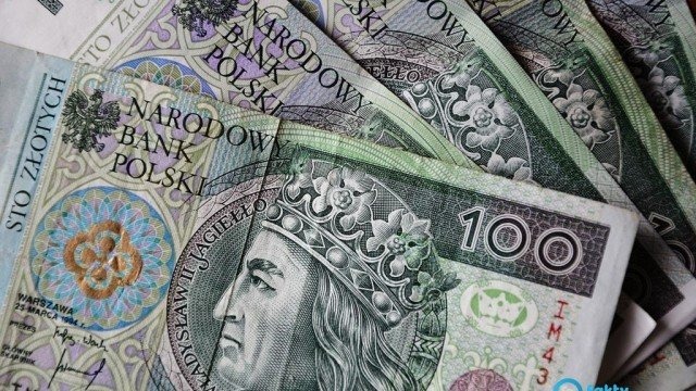 “Wnuczka” wyłudziła pieniądze od 89-latki