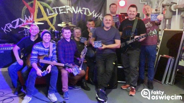 Krzywa Alternatywa i Przyjaciele zapraszają na koncert – FILM