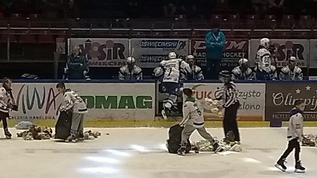 Dużo się działo wokół meczu – FILM