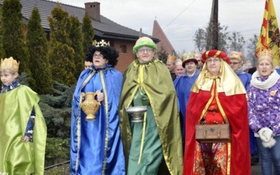 Orszaki Trzech Króli przejdą ulicami