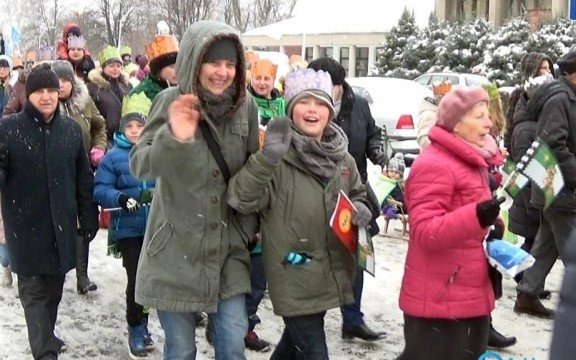 Tysiąc osób przeszło w Orszaku Trzech Króli – FILM