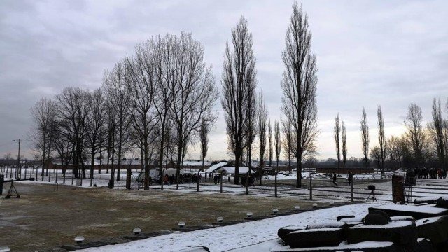 74 lata temu radzieccy żołnierze oswobodzili ludzi z piekła – FILMY, FOTO