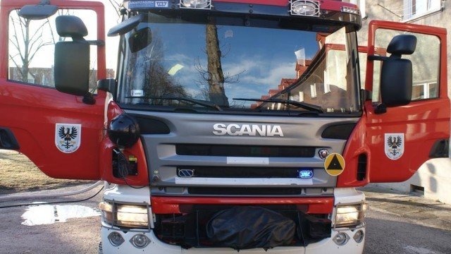 Strażacy wynieśli z łazienki nieprzytomnego mężczyznę