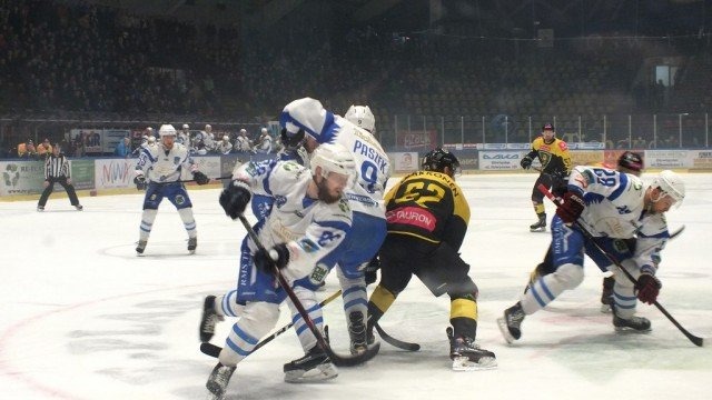 KH GKS Tauron wyszedł na prowadzenie w serii