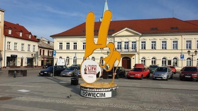 Lajfowa dłoń zniknie z rynku