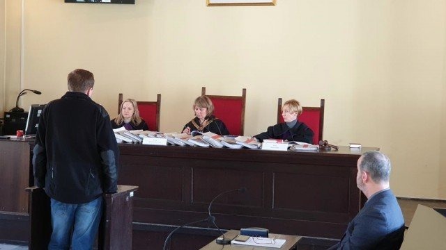 Proces w sprawie wypadku premier Szydło wrócił do Oświęcimia – FILM