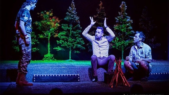 Obóz przetrwania teatru Old Timers Garage