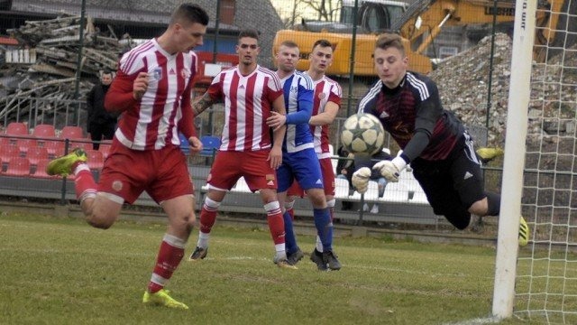 Walkę o utrzymanie w III Lidze Sola zaczęła od remisu z Sokołem. FOTO