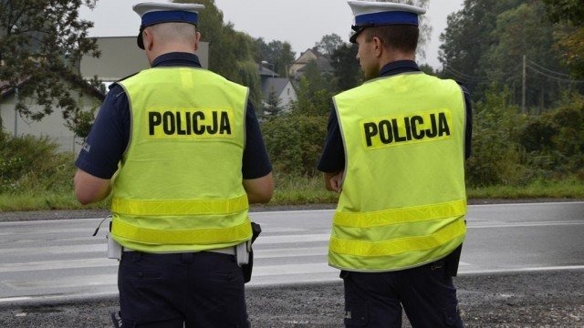 Urwał lusterko w egzaminacyjnej „elce”