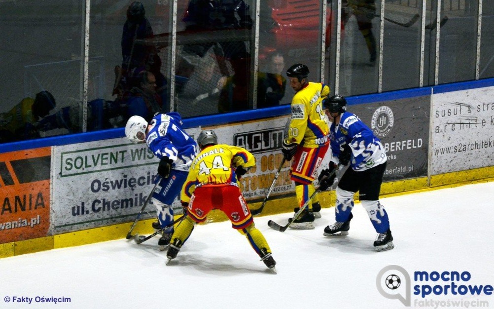Old Boys Oświęcim przegrał z Góralami – FILM, FOTO