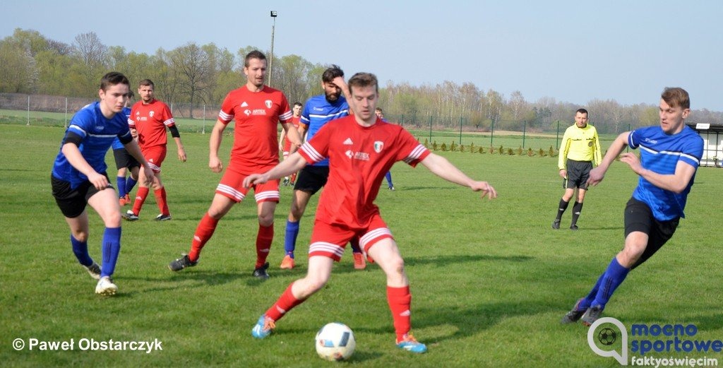 Ożywiony w drugiej połowie LKS Poręba Wielka wygrał