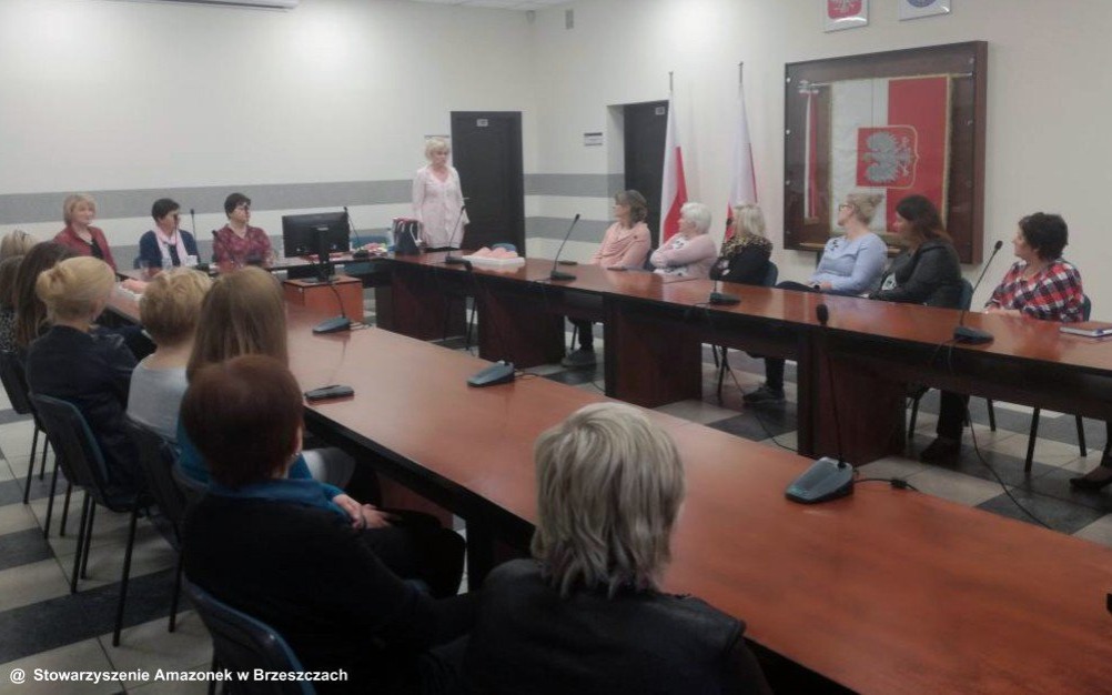 Amazonki instruowały urzędniczki – FOTO