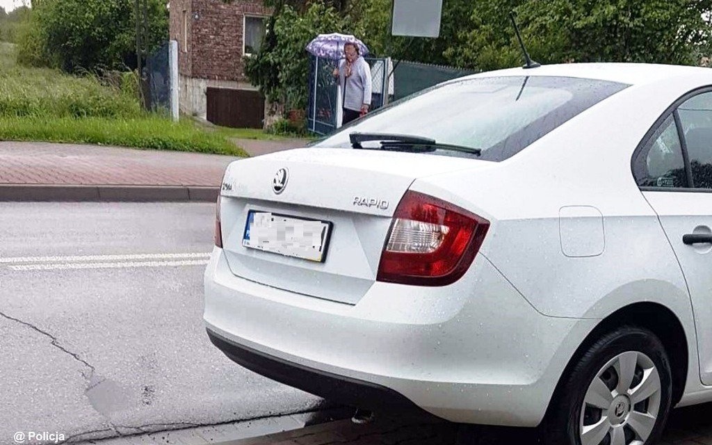 Potrącił kobietę na przejściu dla pieszych