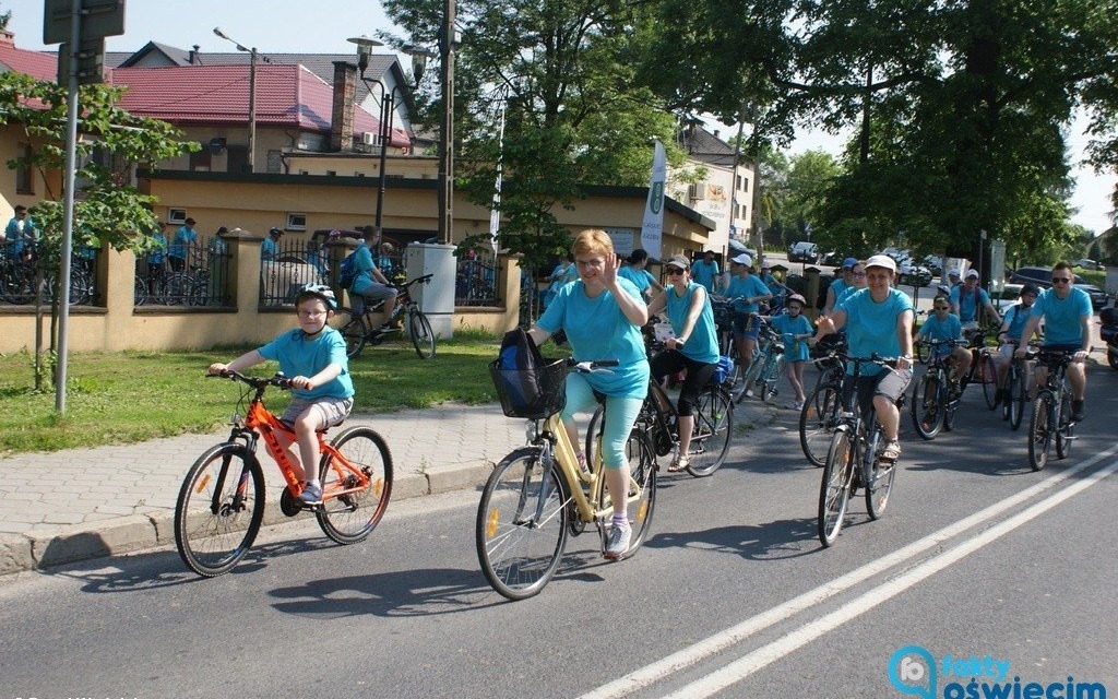 Rodzinnie na dwóch kółkach – FILM, FOTO