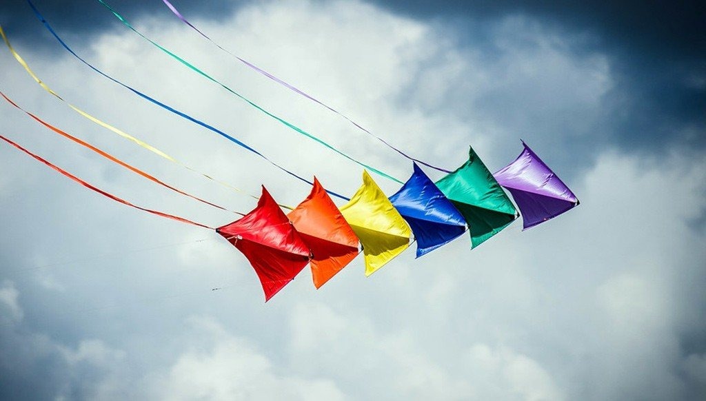 Latawce poszybują w niebo