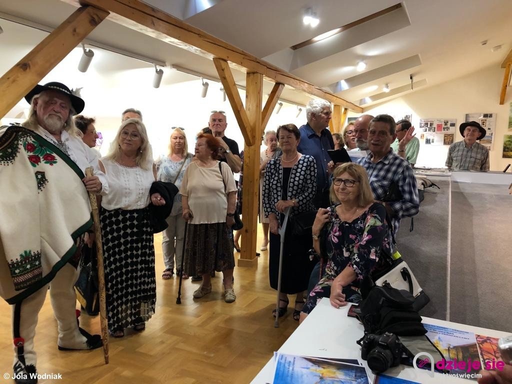 Odwiedźcie ratusz i zobaczcie wystawę – FOTO