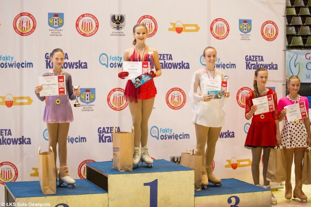 Łyżwiarze uczcili 100-lecie klubu – FILM, FOTO