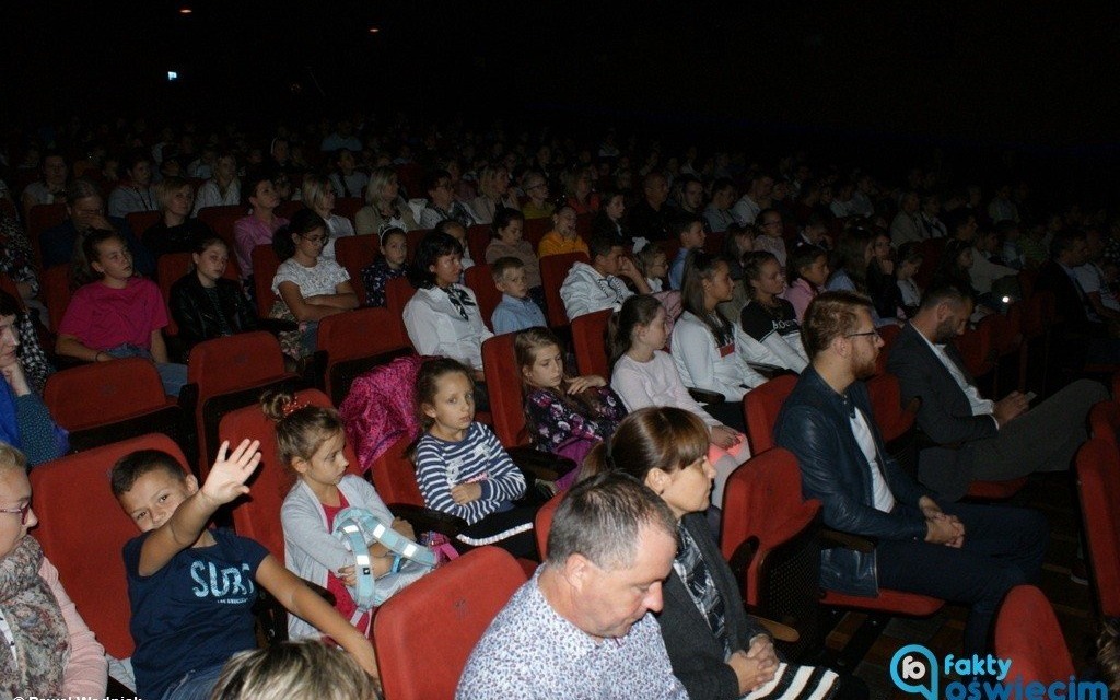 Rok promocji picia wody prosto z kranu rozpoczęty – FOTO