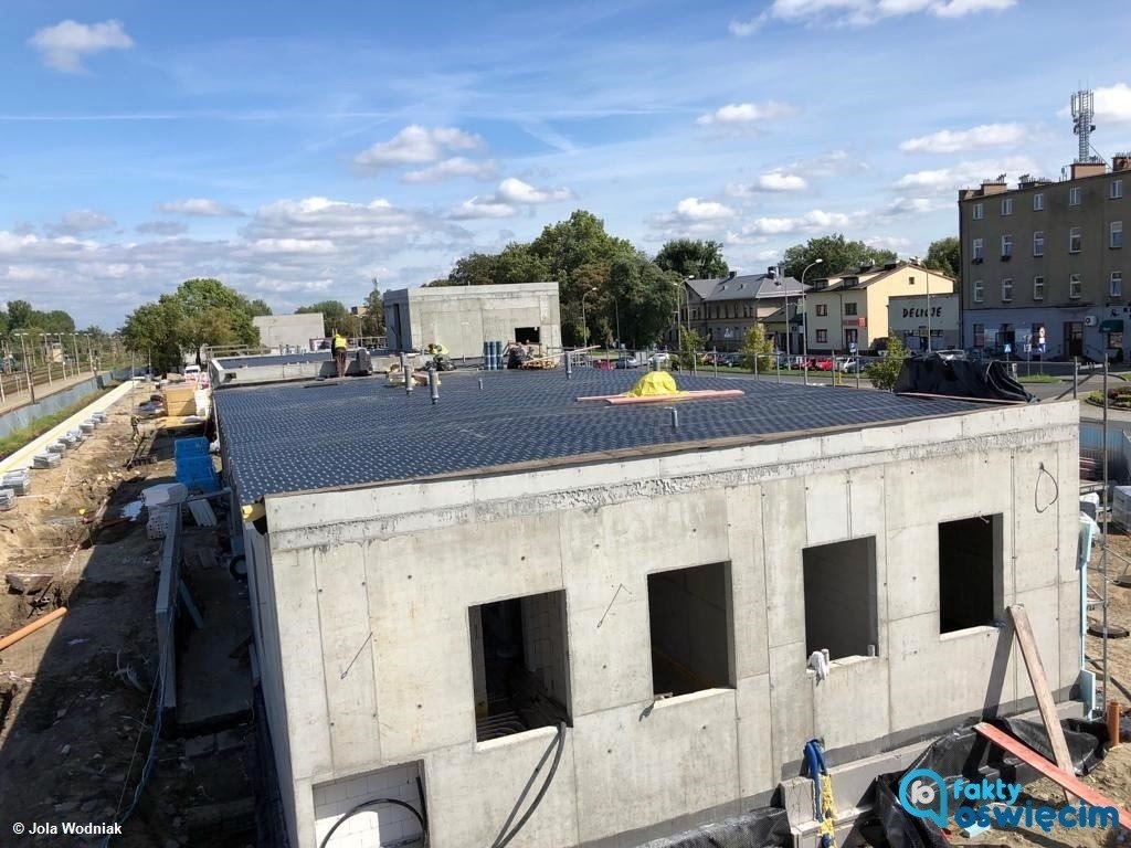 Nie będzie dworca kolejowego w tym roku – FOTO