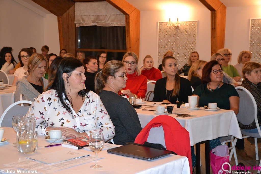 O życiu w kobiecym gronie – FOTO