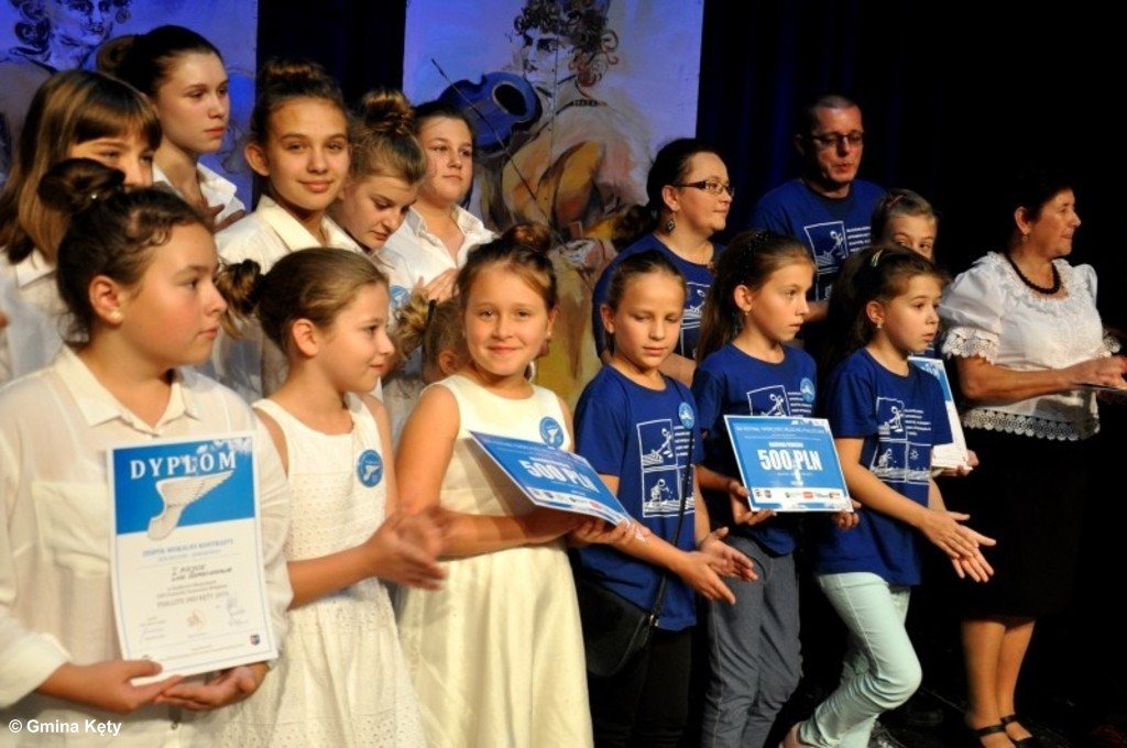 320 osób z Małopolski i Śląska na kęckiej scenie – FOTO