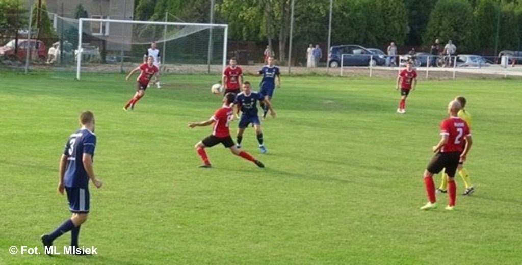 LKS Rajsko wygrał z ostatnim w tabeli Sokołem