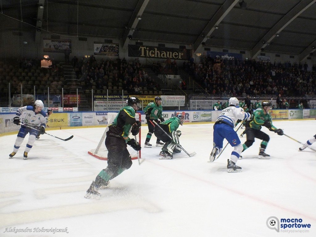 Kibiców w Oświęcimiu cieszą tylko punkty
