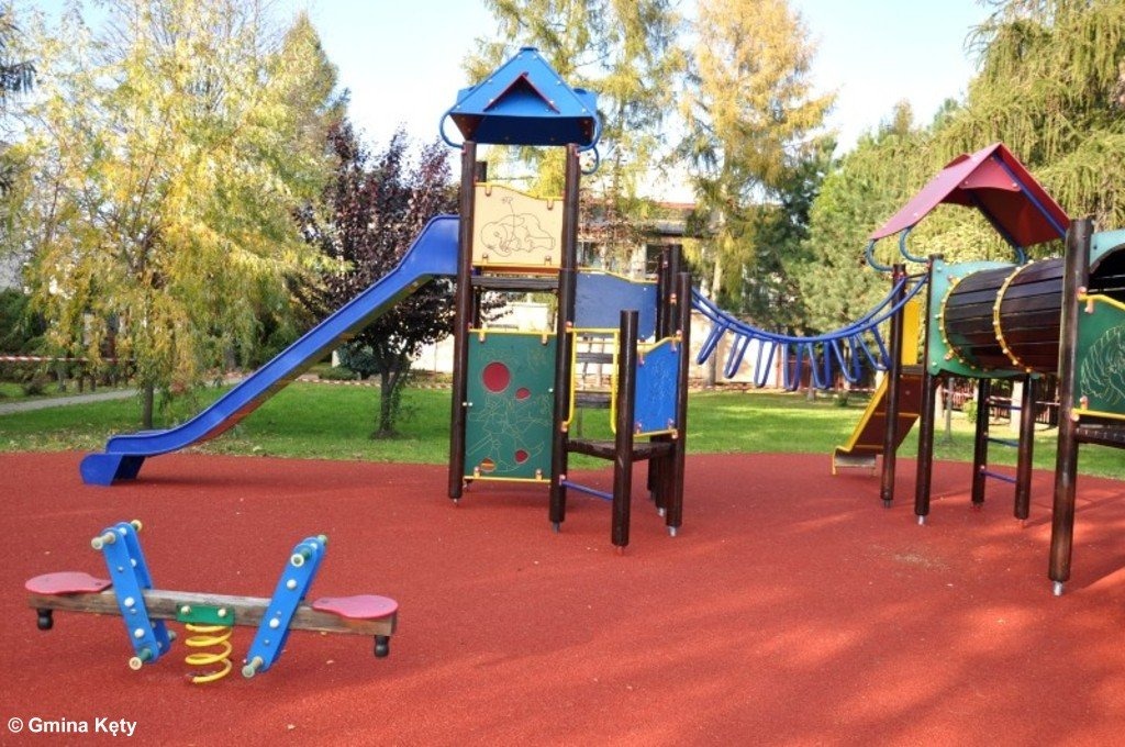 Plac zabaw wkrótce dostępny dla dzieci – FOTO