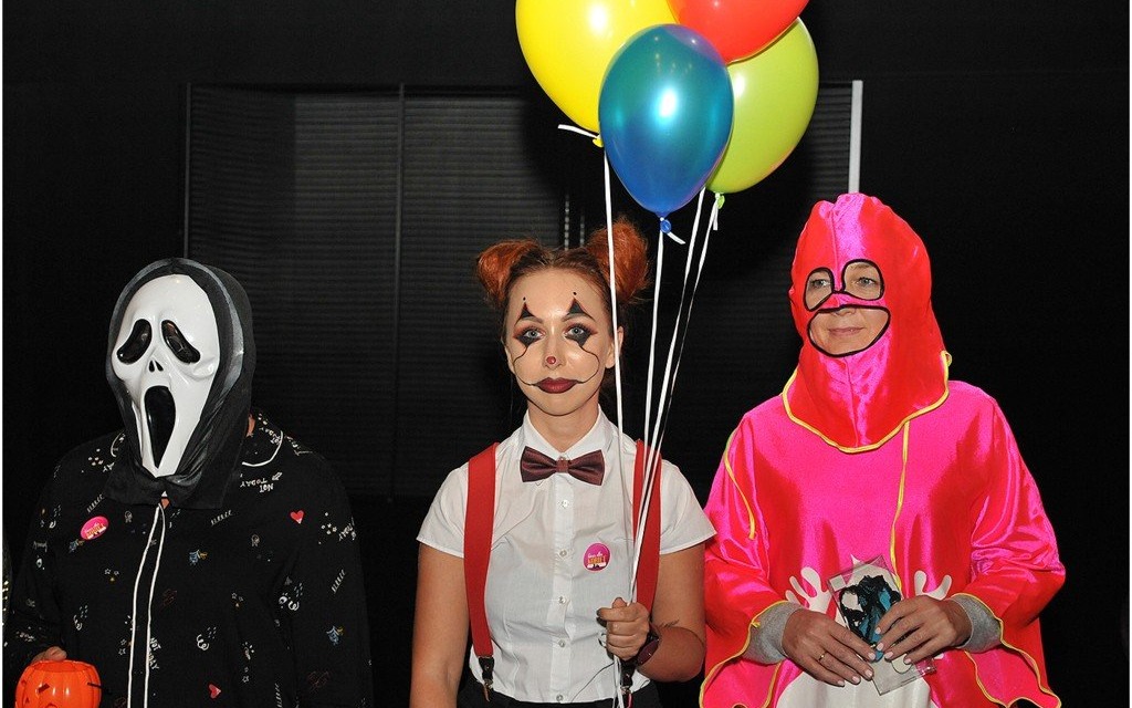 Kino dla Kobiet w halloweenowym stylu – FOTO