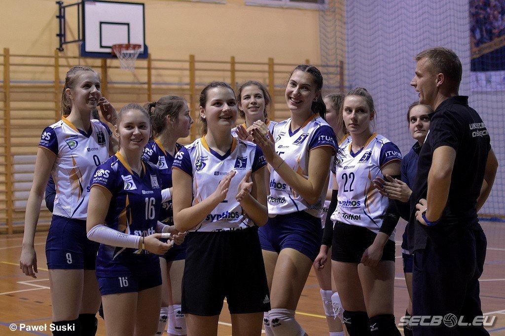 Oświęcimianki pokonały MKS Andrychów – FOTO