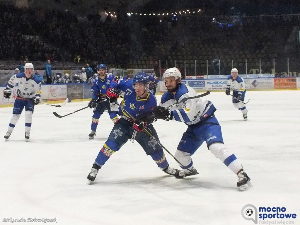 Lotos PKH wygrał zasłużenie. Faul Saundersa