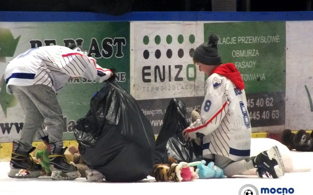 Przyjdź z pluszakiem na mecz, a zapłacisz mniej