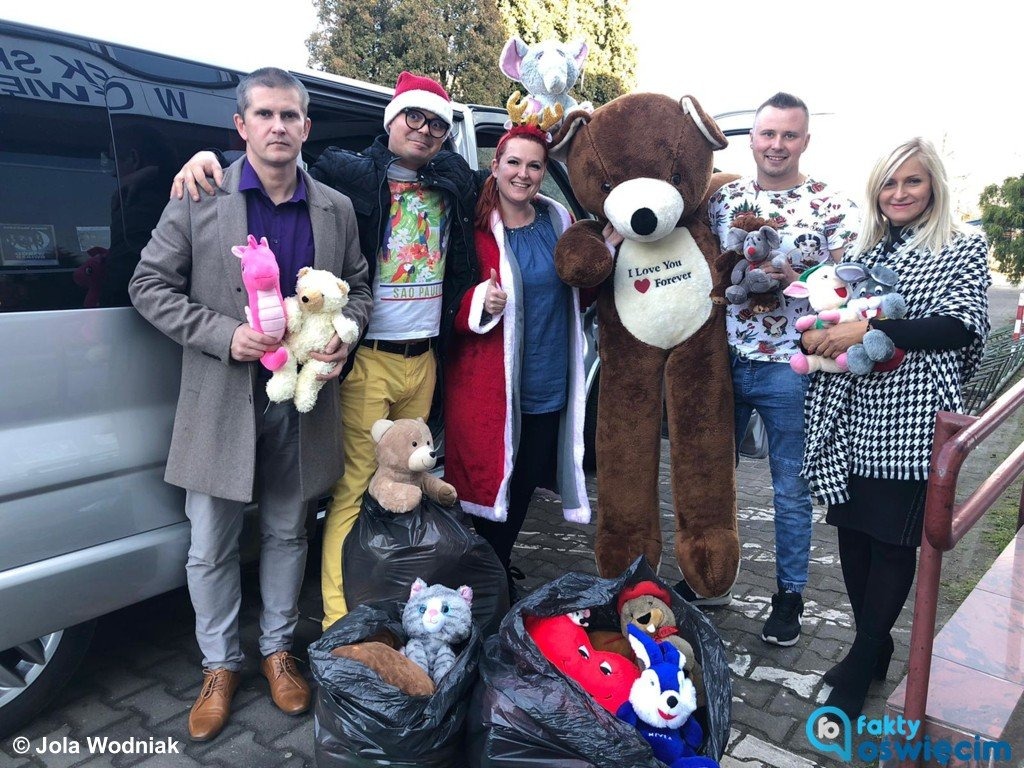 Prezenty z Oświęcimia pojechały na Podkarpacie i Ukrainę – FILM, FOTO
