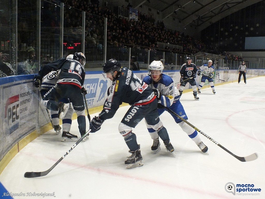 Re-Plast Unia wyszła zwycięsko z potyczki z Lotosem PKH Gdańsk – FOTO