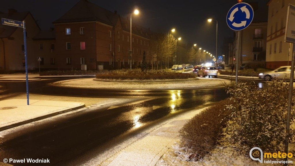 IMGW ostrzega przed oblodzeniami