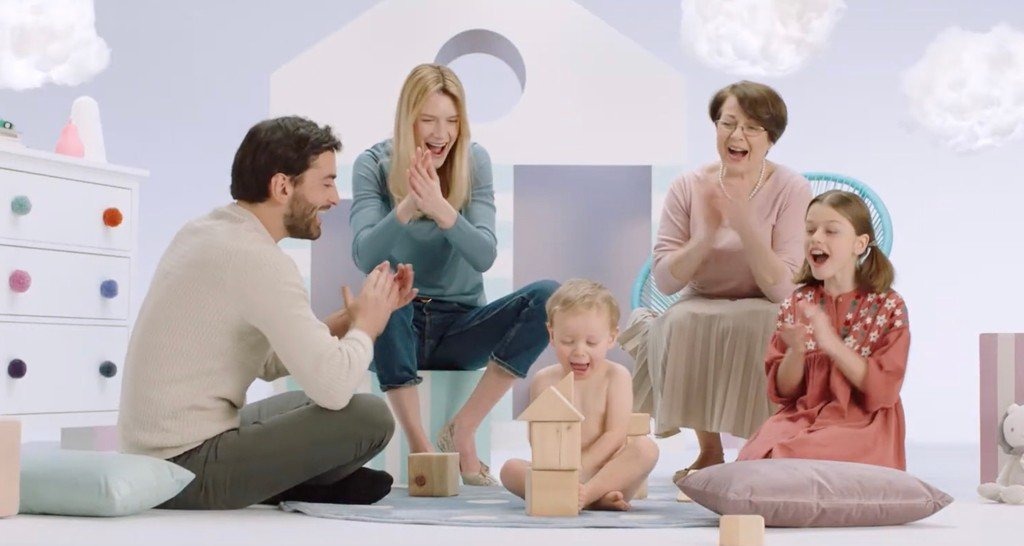 Prezenty dla noworodków w całej Polsce – FILM