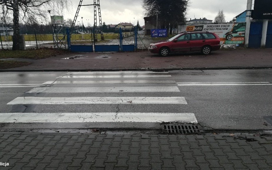 Potrącił kobietę na przejściu dla pieszych – FOTO